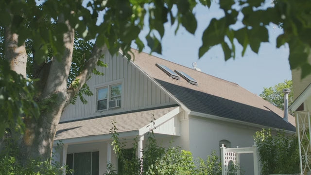 Load video: &lt;p&gt;Enjoy greater control and comfort in indoor environments with advanced technologies built-in. VELUX skylight systems are fitted with remote control, solar-powered shades, and more.&lt;/p&gt;